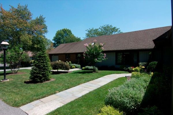 Stonegates - image 1