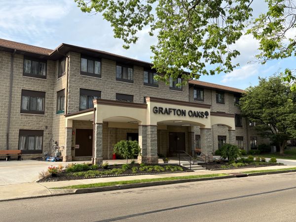 Grafton Oaks Nursing And Rehabilitation Center - image 1