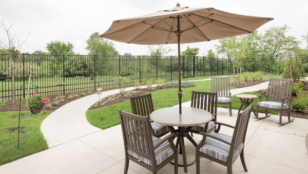 Overlook Green - image 1
