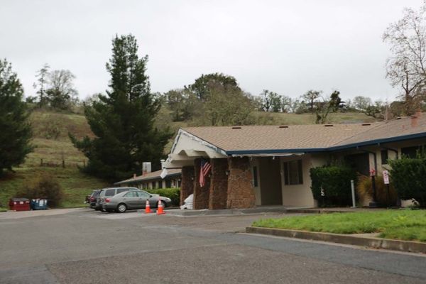 Northbrook Healthcare Center - image 1