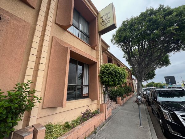 Beverly Hills Terrace - image 1