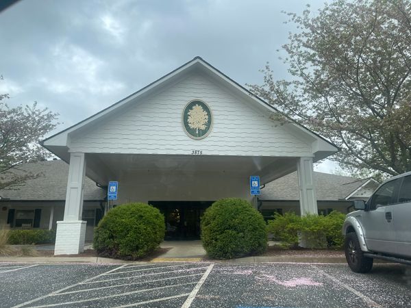 Oaks at Post Road - image 1