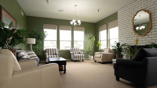 Mountain Manor Senior Residence - image 1