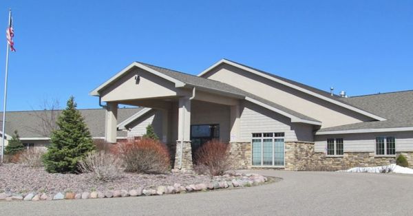 The Lodge at Whispering Pines - image 1