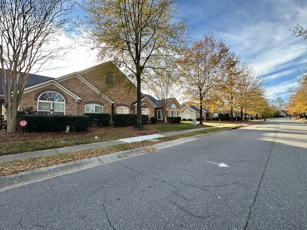 Ridge Road Villas - image 1