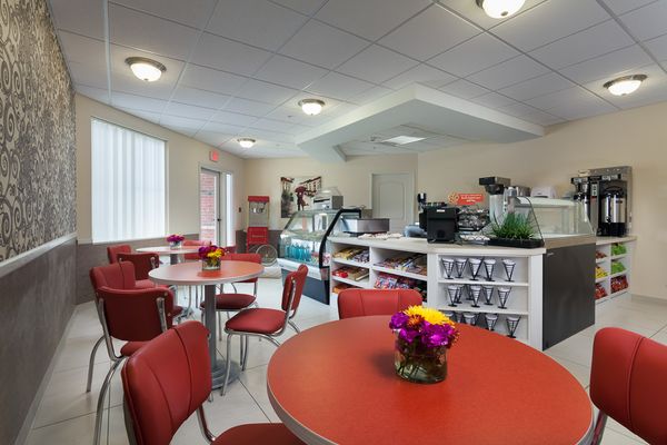 The Rivers Grosse Pointe - image 1