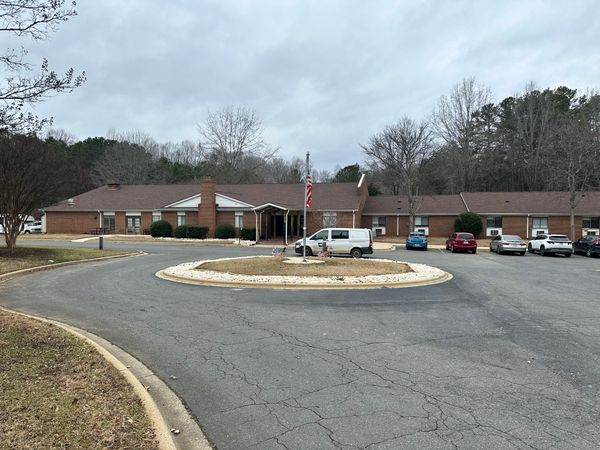 Woodlawn Haven - image 1
