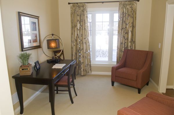 University Place - image 1