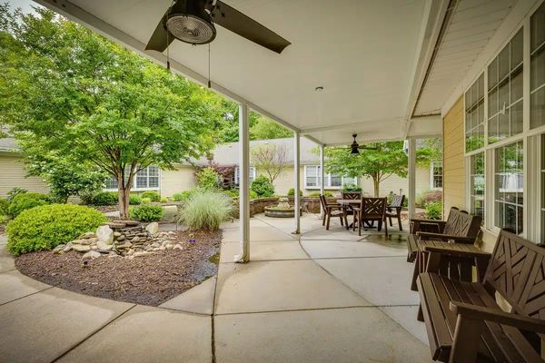 Richland Square - image 1