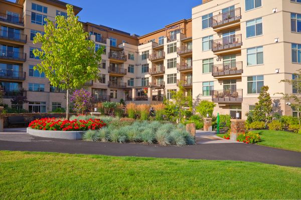 Aljoya Mercer Island - image 1