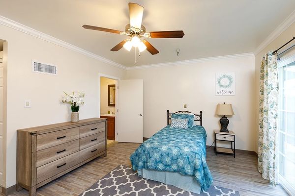 New Horizon Lodge - image 1