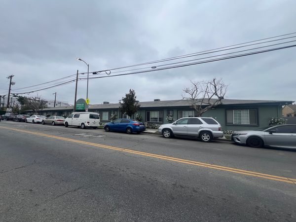 Fountain View Subacute and Nursing Center - image 1
