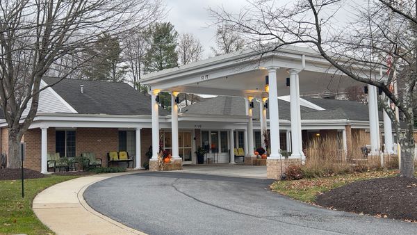 Lighthouse Senior Living At Rose Manor - image 1