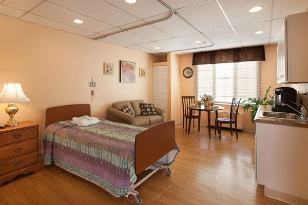 Cherry Hill Manor - image 1