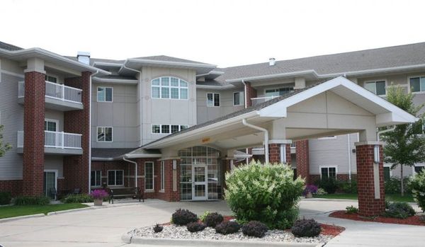 Sunrise Retirement Community - image 1