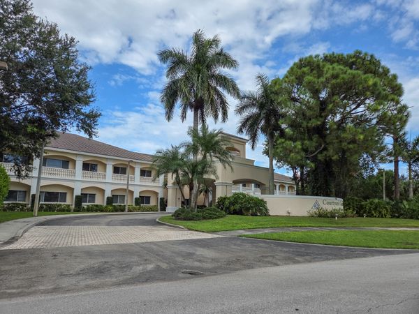 Courtyard Gardens Of Jupiter - image 1