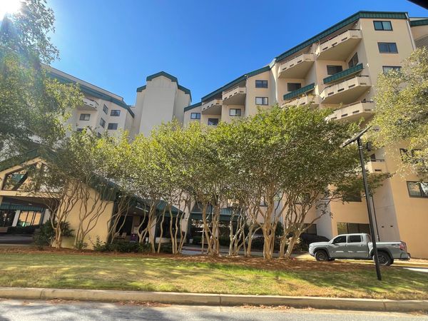 Atherton Place - image 1