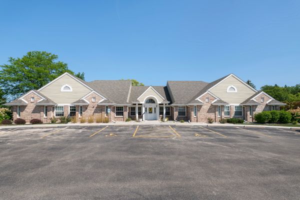 Brookdale Brookfield Capitol Drive - image 1