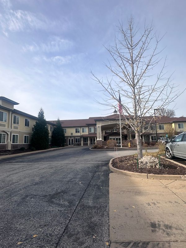 Dougherty Ferry Assisted Living and Memory Care - image 1
