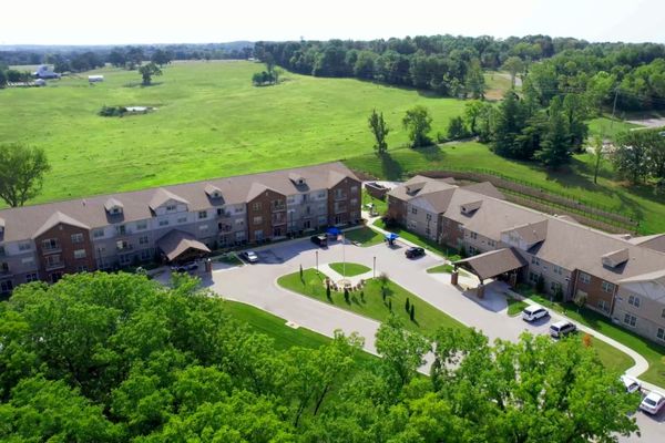 The Castlewood Senior Living - image 1