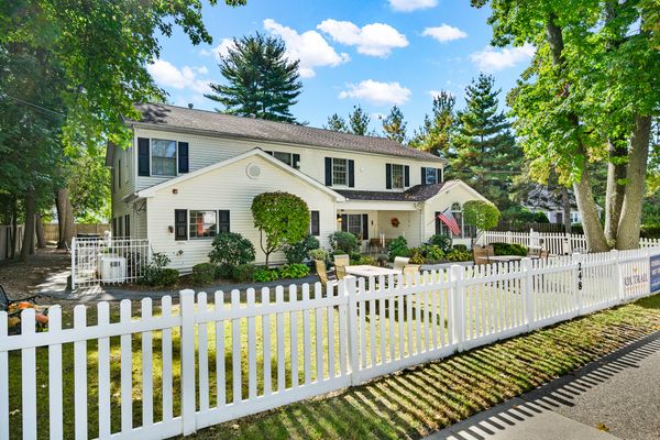 Fox Trail Memory Care Living Cresskill - image 1