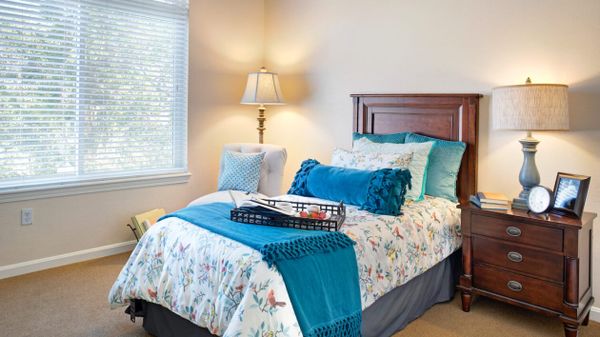 Ivy Park at Claremont - image 1