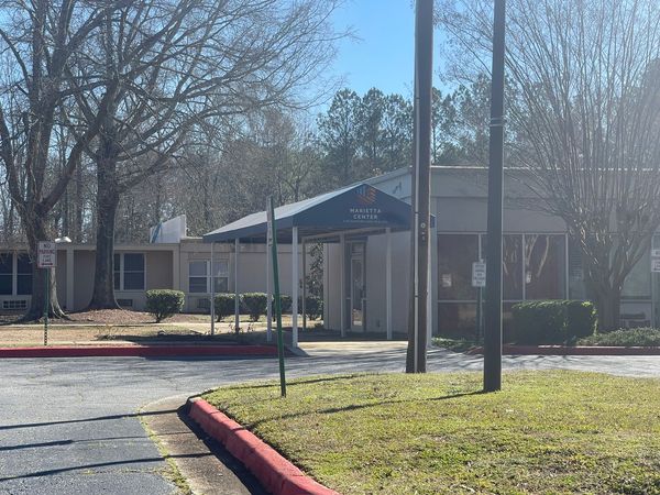 Marietta Center for Nursing and Healing - image 1