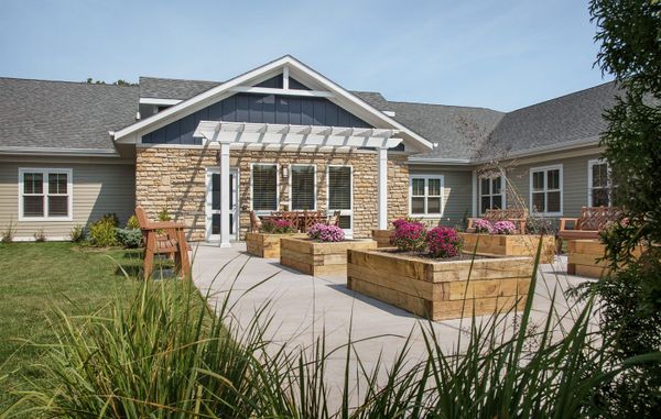 White Oaks at McHenry - image 1