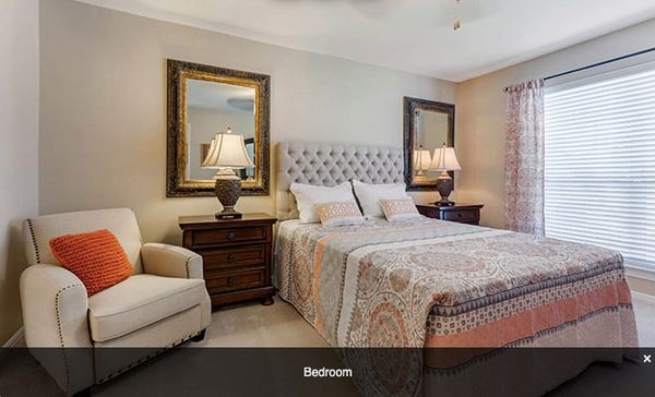 Broadway Cityview - image 1