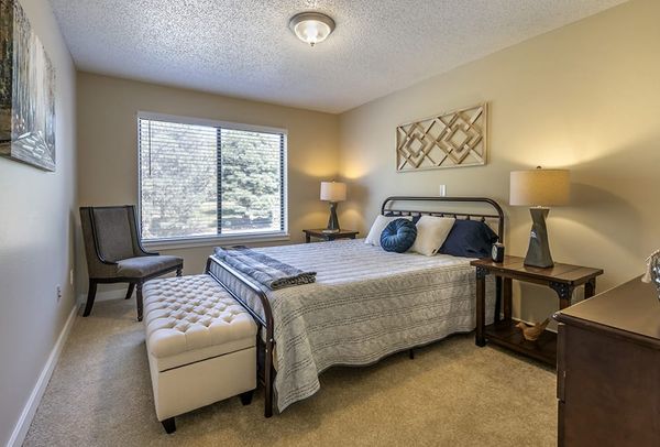 Brookdale Meridian Lakewood - image 1