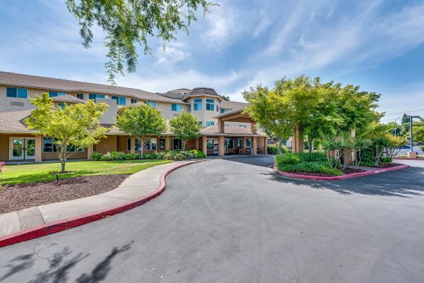 Solstice Senior Living At Lodi - image 1