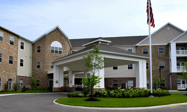 Danbury Hudson - image 1