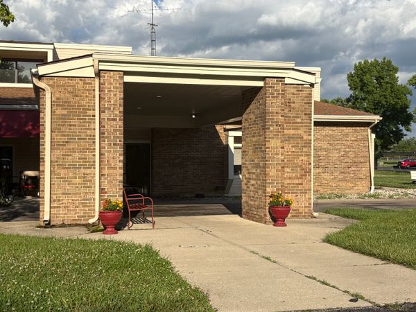 Pristine Senior Living & Post Acute Care Of Dayto - image 1