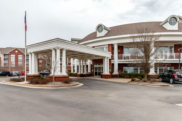 Elison Independent & Assisted Living of Maplewood - image 1