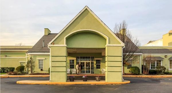 Ivy Stone Senior Living - image 1