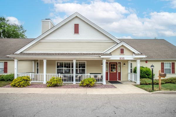 Brookdale Faribault - image 1