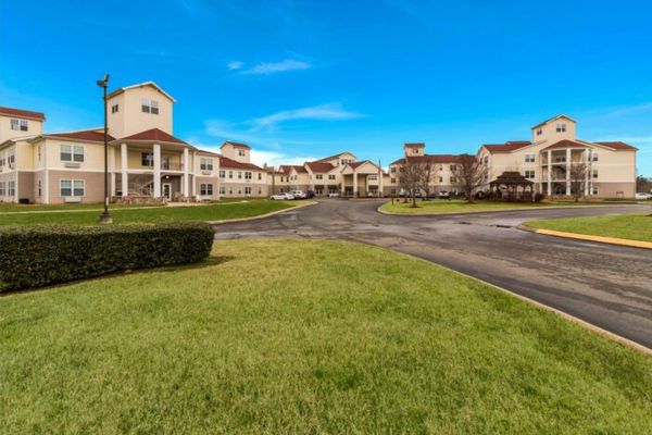 Fieldstone Place - image 1