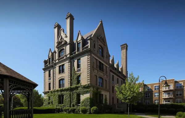 Eastcastle Place - image 1