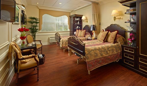 The Palace Nursing & Rehabilitation Center - image 1