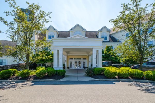 Van Dyk Park Place - image 1
