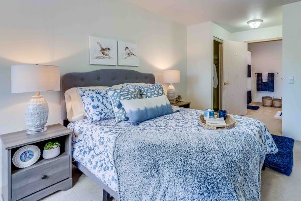 Solstice Senior Living At Grand Valley - image 1