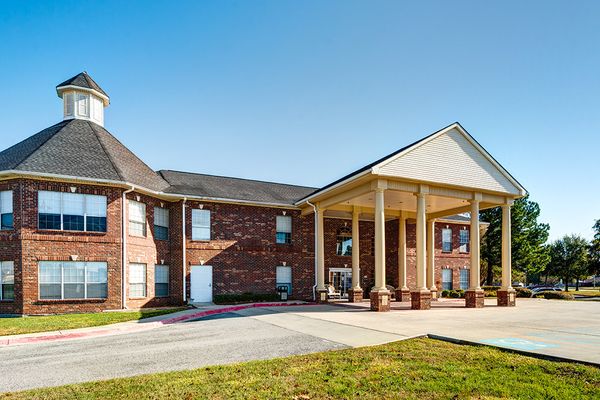 Laketown Village - image 1