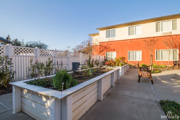 Carlton Senior Living Sacramento - image 1