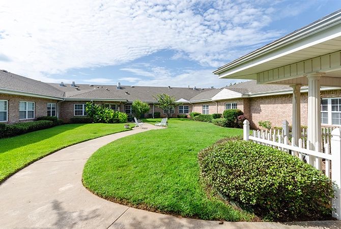 Grayson Court, Denison, TX 1