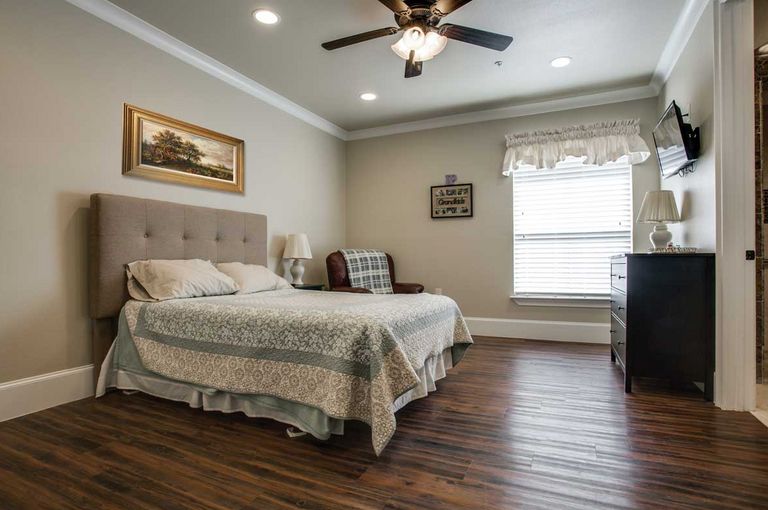 Avalon Memory Care Fort Worth, Fort Worth, TX 3