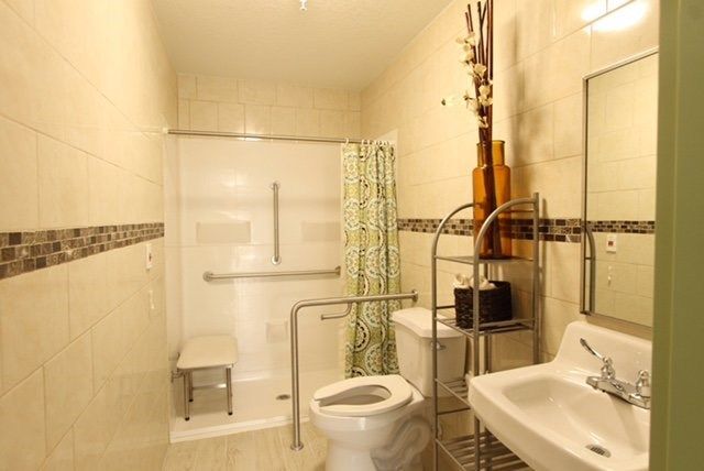 Best Care Senior Living at Heritage Manor, Tampa, FL 2