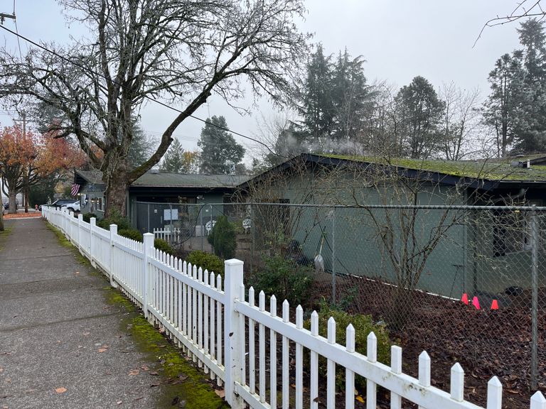 Oregon City Health Care Center, Oregon City, OR 3