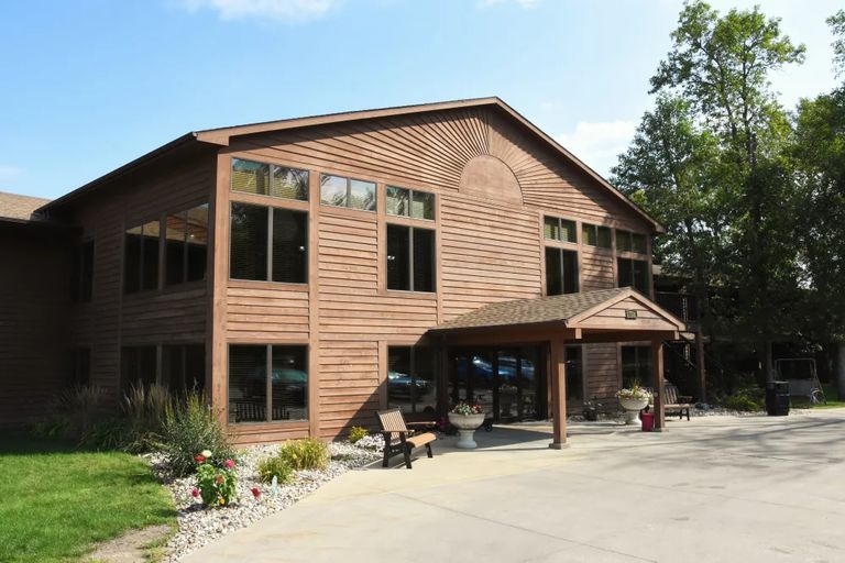 Garnett Place, Cedar Rapids, IA 1