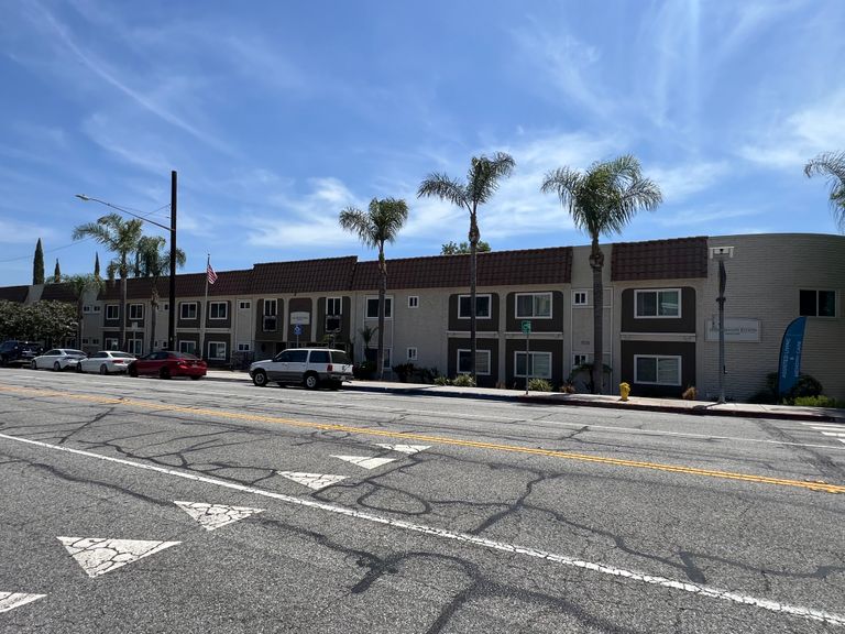 Sparr Heights Estates Senior Living, Montrose, CA 2