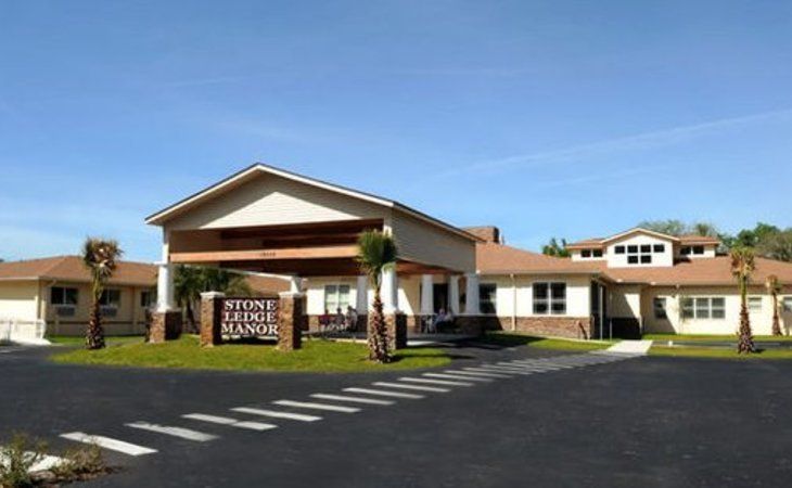 Stone Ledge Manor, Thonotosassa, FL 2
